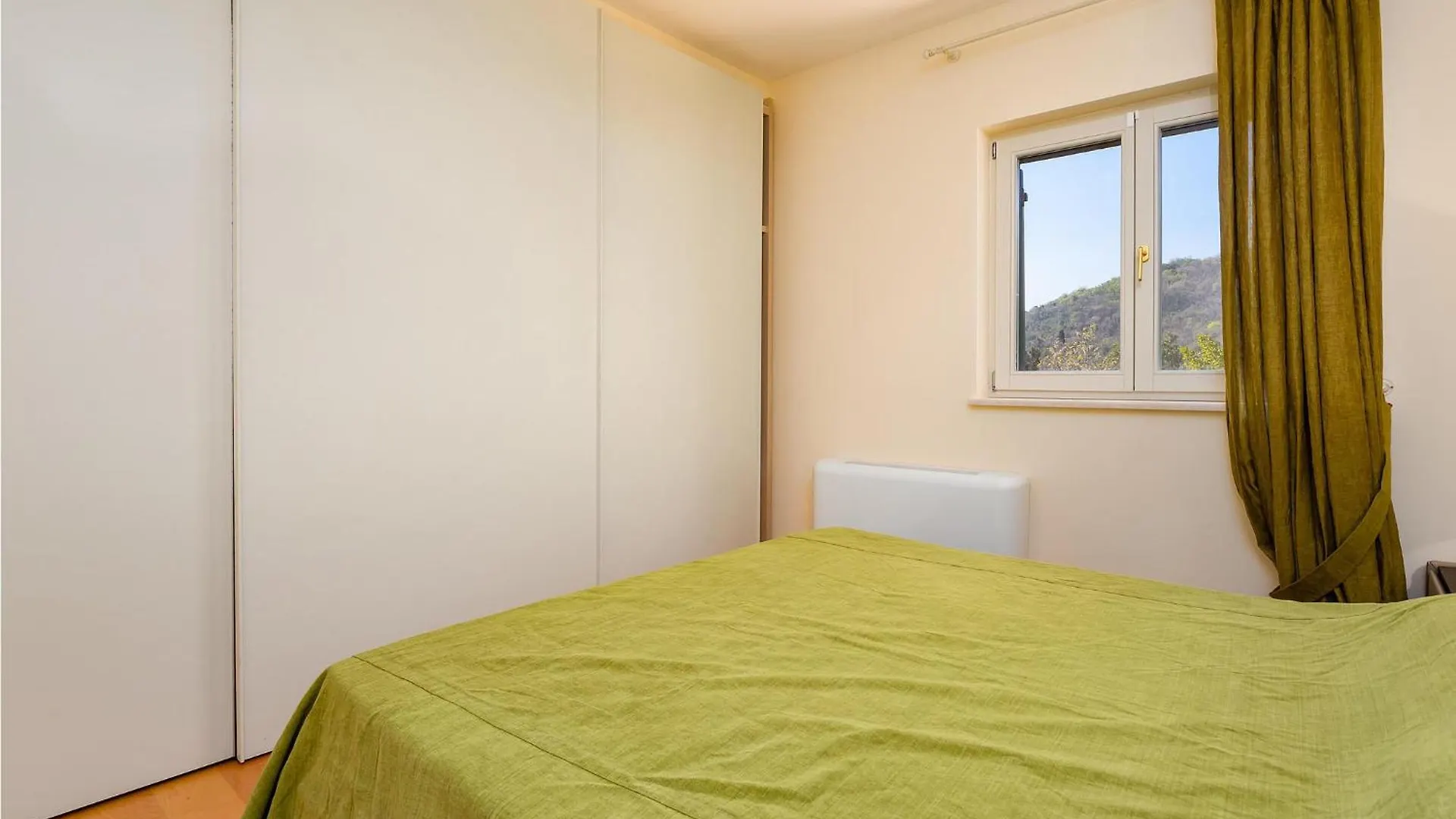 4 Bedroom Lovely Apartment In Mošćenička Draga